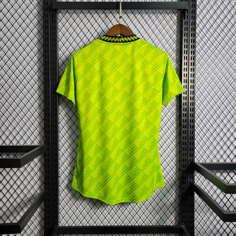 CAMISA FEMININA DO MANCHESTER UNITED 23/24 VERDE NEON