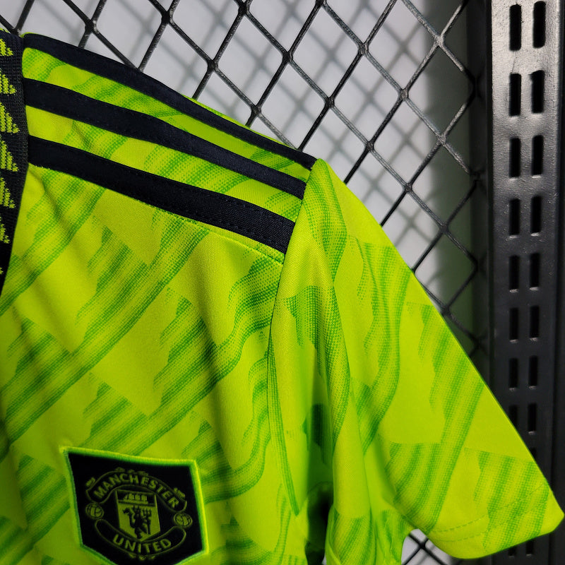 CAMISA FEMININA DO MANCHESTER UNITED 23/24 VERDE NEON