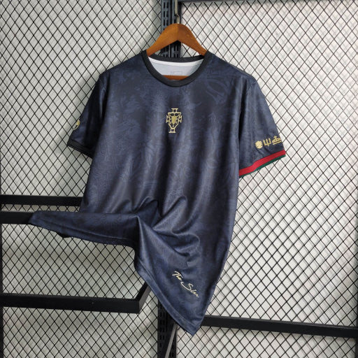 CAMISOLA DA SELEÇÃO DE PORTUGAL 23/24 PRETO EDIÇÃO ESPECIAL